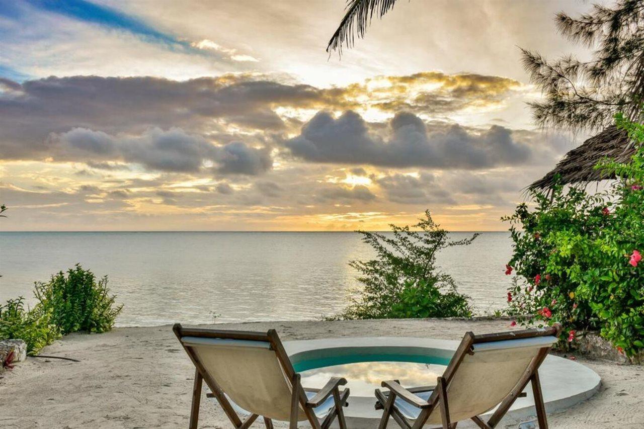 Zanbluu Beach Hotel Kiwengwa  ภายนอก รูปภาพ
