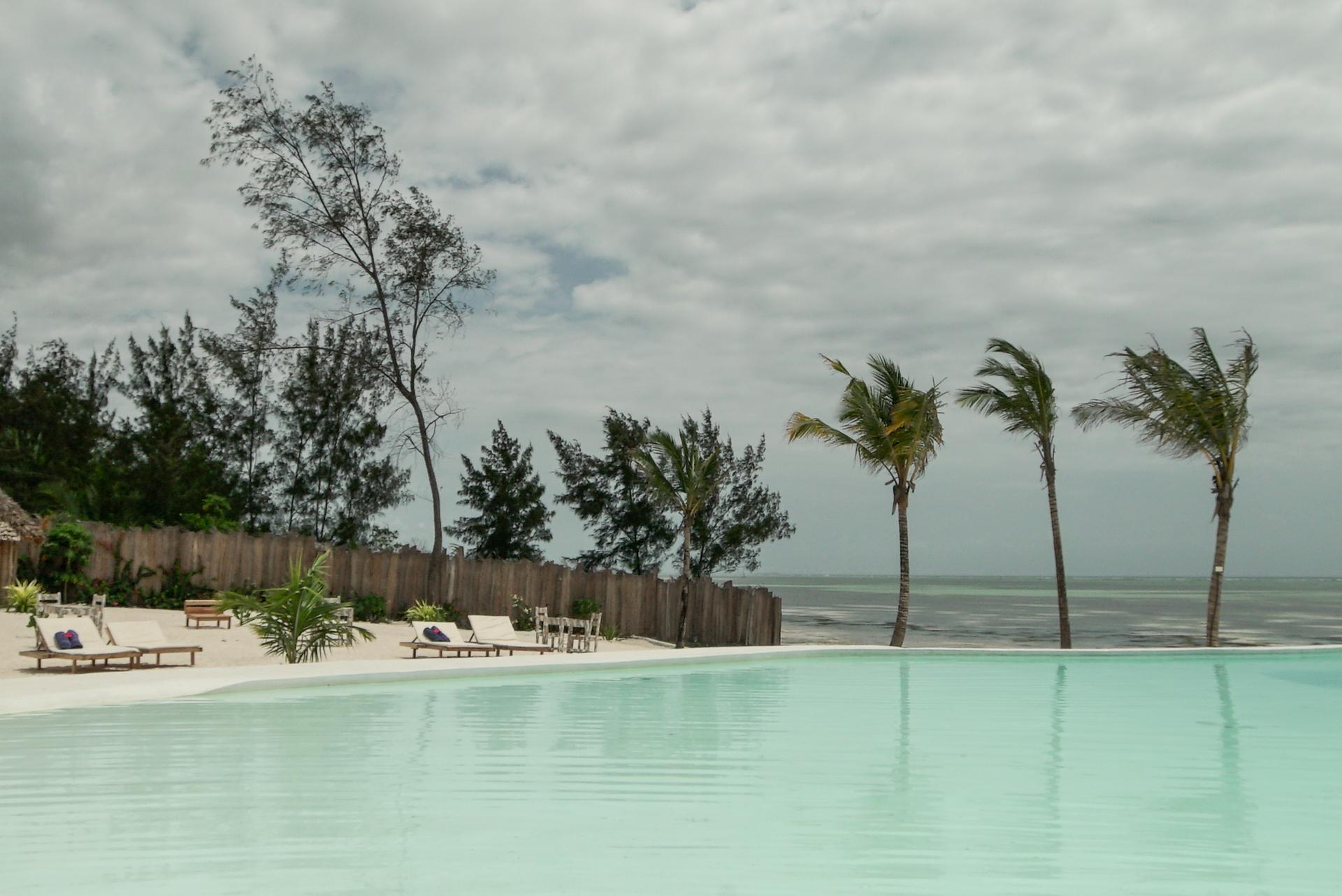 Zanbluu Beach Hotel Kiwengwa  ภายนอก รูปภาพ