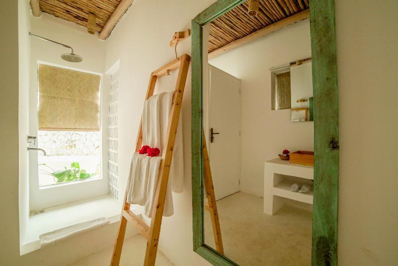 Zanbluu Beach Hotel Kiwengwa  ภายนอก รูปภาพ